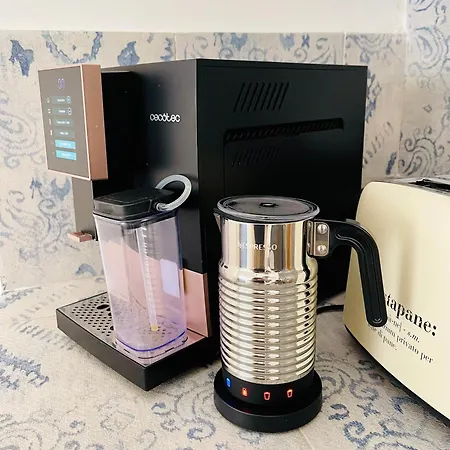 Butera Luxury Couette-café